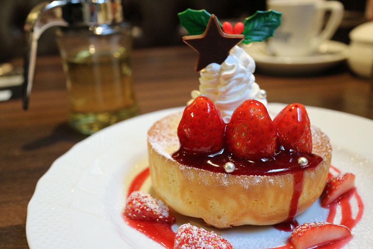 星乃珈琲店のクリスマス限定パンケーキを食べてみた フードアナリスト愛の東京グルメ食べ歩きブログ